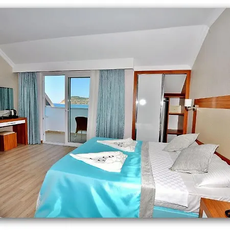 Hotell Mesut 4*